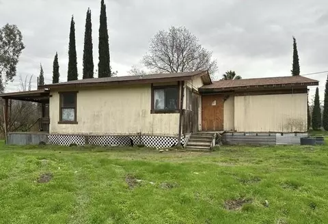37702 Squaw Valley Rd, Squaw Valley, CA 93675