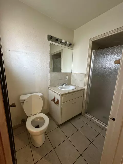 1963 E Ash Ave, Tulare, CA 93274 photo 13