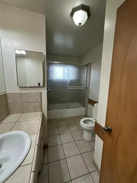 1963 E Ash Ave, Tulare, CA 93274 photo 9