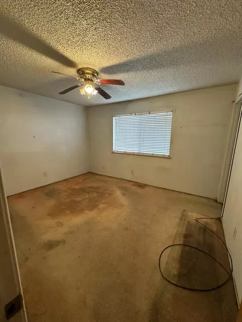 1963 E Ash Ave, Tulare, CA 93274 photo 12