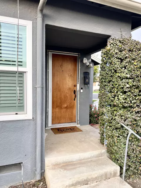 404 Lenox Ave, Exeter, CA 93221 photo 2