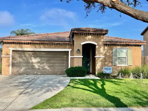 3924 W Buena Vista Ave, Visalia, CA 93291