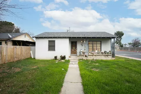 806 N 2nd St, Porterville, CA 93257