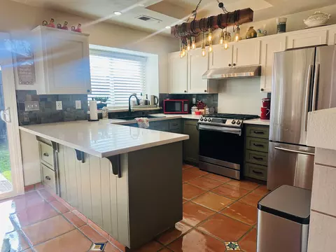 1525 E Vassar Dr, Visalia, CA 93292 photo 16