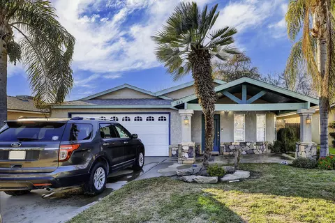 543 S Los Angeles St, Tulare, CA 93274