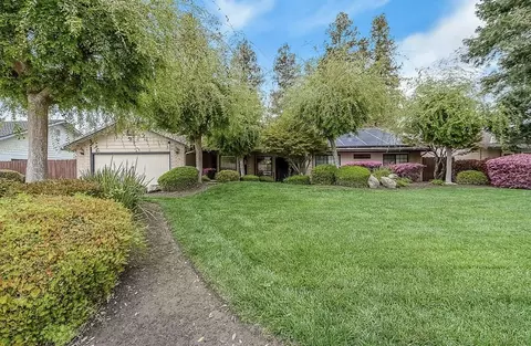 5420 W Judy Ave, Visalia, CA 93277