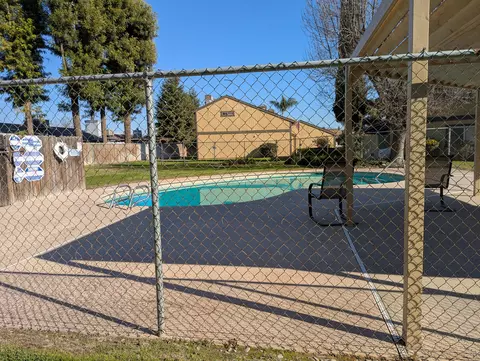 2058 E Harold Ave, Visalia, CA 93292 photo 19