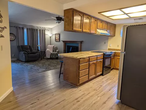 2058 E Harold Ave, Visalia, CA 93292 photo 7