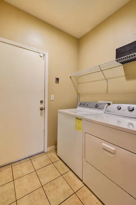 4105 E Vassar Ct, Visalia, CA 93292 photo 22