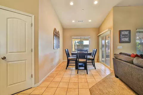 4105 E Vassar Ct, Visalia, CA 93292 photo 16