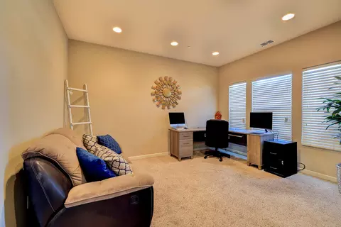 4105 E Vassar Ct, Visalia, CA 93292 photo 6