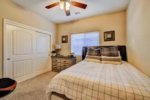 4105 E Vassar Ct, Visalia, CA 93292 photo 23