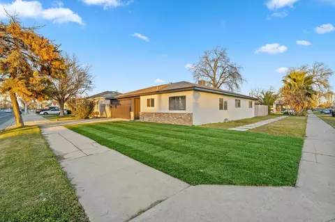 1201 N Redington St, Hanford, CA 93230