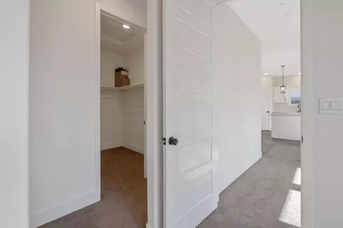 1611 E Copper Ct, Visalia, CA 93292 photo 25