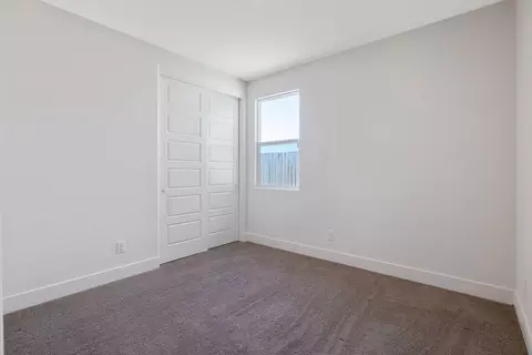 1611 E Copper Ct, Visalia, CA 93292 photo 11