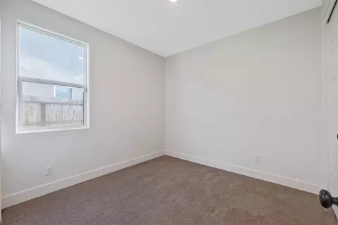 1611 E Copper Ct, Visalia, CA 93292 photo 8
