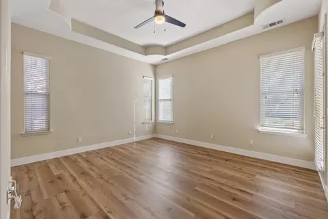 4425 E Cecil Ct, Visalia, CA 93292 photo 14