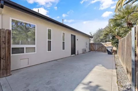 4425 E Cecil Ct, Visalia, CA 93292 photo 37
