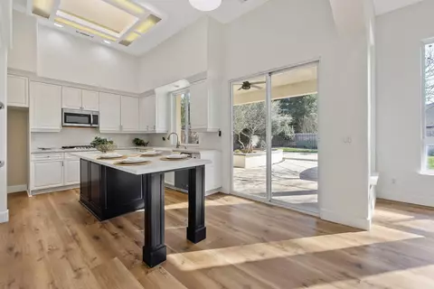 4425 E Cecil Ct, Visalia, CA 93292 photo 10