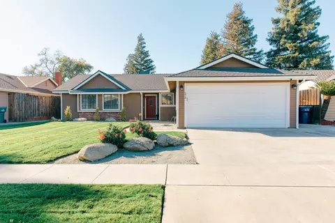 573 Tuohy St, Tulare, CA 93274