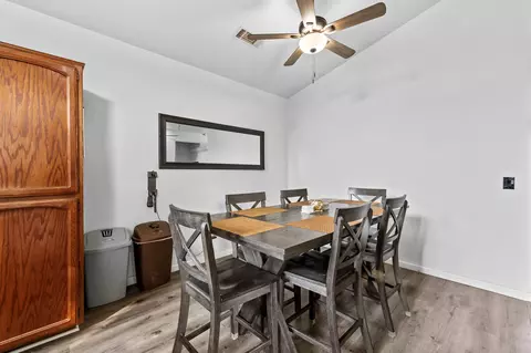 1601 E Dorothea Ave, Visalia, CA 93292 photo 10