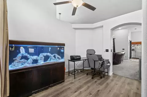 1601 E Dorothea Ave, Visalia, CA 93292 photo 16