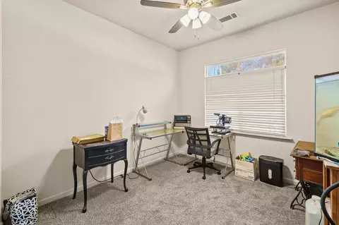 1601 E Dorothea Ave, Visalia, CA 93292 photo 21