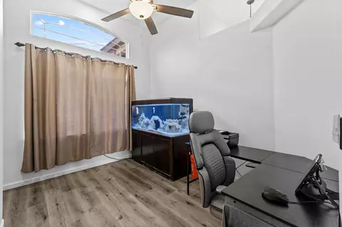 1601 E Dorothea Ave, Visalia, CA 93292 photo 15