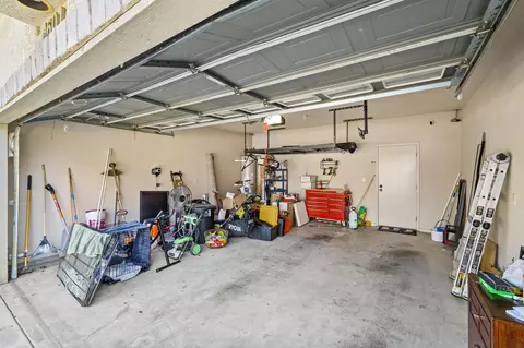 1601 E Dorothea Ave, Visalia, CA 93292 photo 36