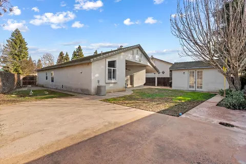 1601 E Dorothea Ave, Visalia, CA 93292 photo 33