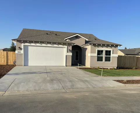 585 Water Oak Ave, Porterville, CA 93257