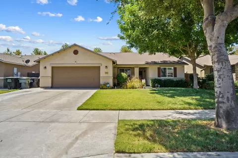 3339 N Linda Vista St, Visalia, CA 93291