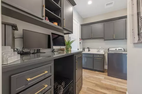 1739 E Howard Ct, Visalia, CA 93292 photo 19