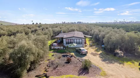 1456 E Palm Dr, Exeter, CA 93221 photo 6