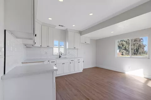 2133 N Cedar St, Pixley, CA 93256 photo 13