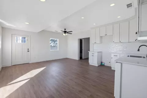 2133 N Cedar St, Pixley, CA 93256 photo 10
