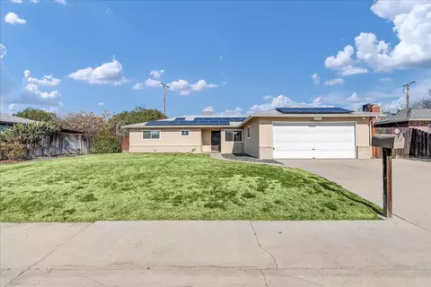 2034 W Harrison Ave, Porterville, CA 93257