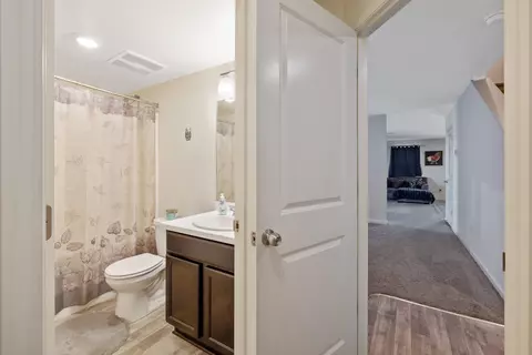 2205 Eldridge Ave, Tulare, CA 93274 photo 9