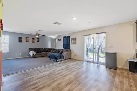 2205 Eldridge Ave, Tulare, CA 93274 photo 19