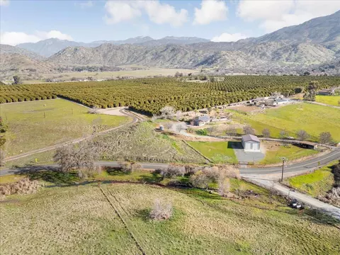 33420 Globe Dr, Springville, CA 93265 photo 11
