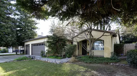 4807 W Concord Ave, Visalia, CA 93277