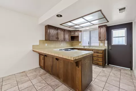 1838 E Vassar Dr, Visalia, CA 93292 photo 14