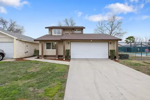1137 E Ferguson Ave, Visalia, CA 93292