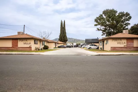 868 N Williford Dr, Porterville, CA 93257