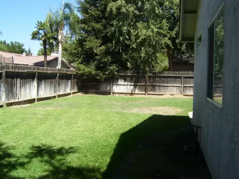 3902 Elowin Ave, Visalia, CA 93292 photo 31