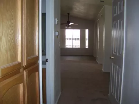 3902 Elowin Ave, Visalia, CA 93292 photo 17