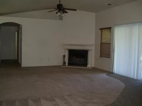 3902 Elowin Ave, Visalia, CA 93292 photo 11