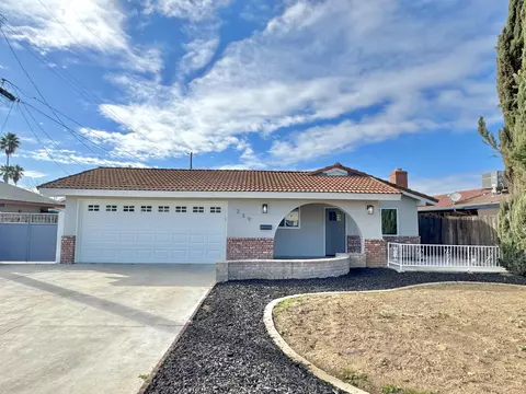 239 S Pecan Ave, Reedley, CA 93654