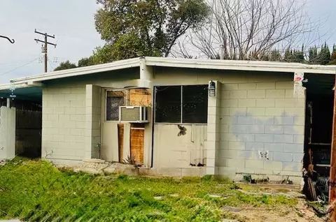 305 Peach Ave, Exeter, CA 93221