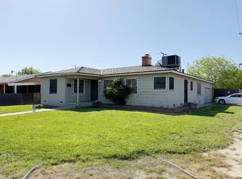 901 E Noble Ave, Visalia, CA 93292